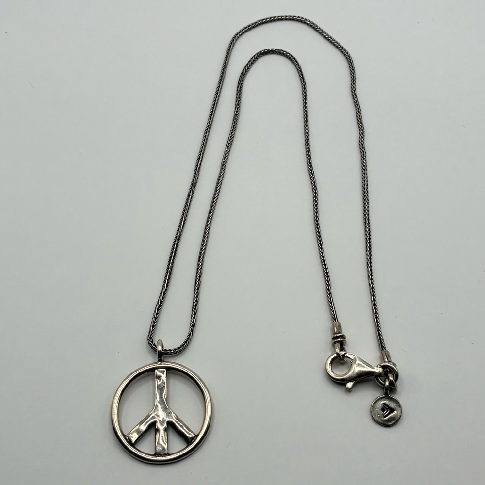 Silpada Sterling Silver 925 Peace Sign Necklace on Wheat Chain Retired N1971